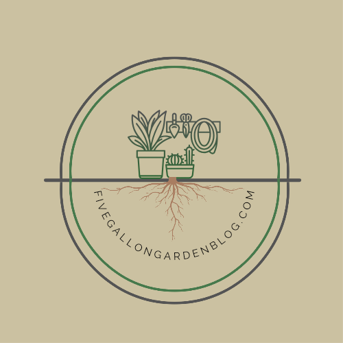 fivegallongardenblog.com